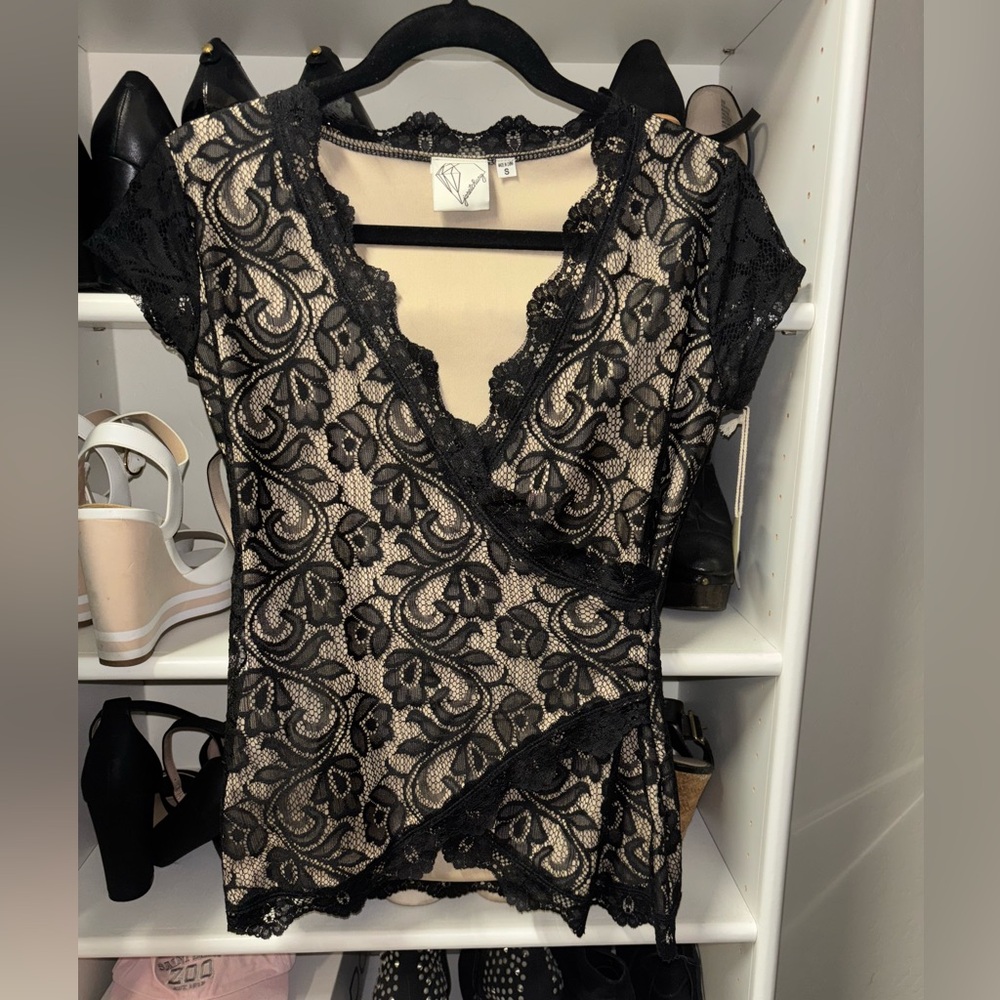 Elegant Black Lace Women Top